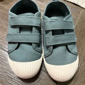 Kids Green Canvas Shoes